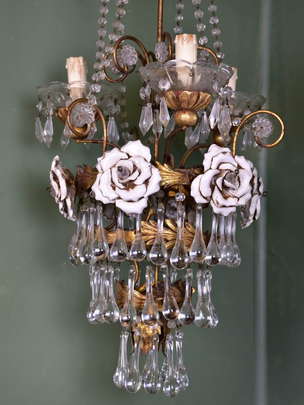 Italian chandelier with roses from the 1950 s For Sale