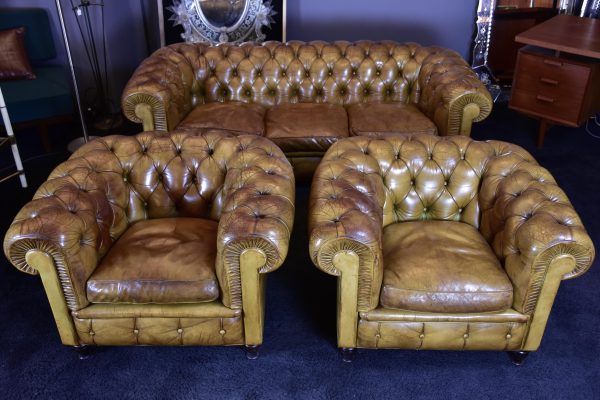 Vintage Italian Poltrona Frau Chesterfield sofa Online Hot Sale