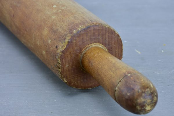 Large French rolling pin - vintage folk art For Sale