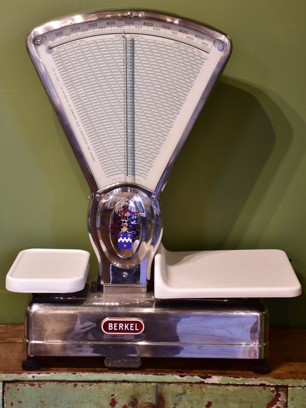 Pair of vintage French Berkel scales Online Hot Sale