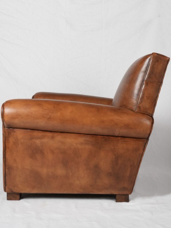 PAIR of bespoke leather club chairs - Taittinger design Sale