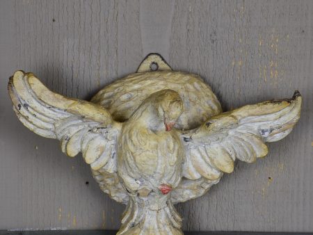 18th century salvaged dove - carved For Sale